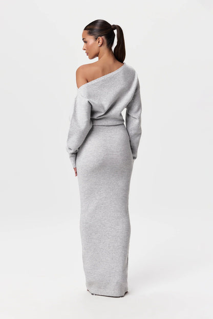 Elegant Ribbed Knit Dress